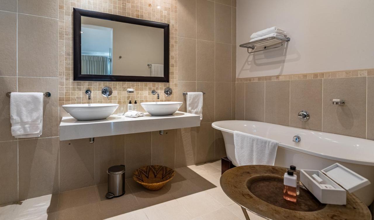קייפטאון Sea Five Boutique Hotel מראה חיצוני תמונה
