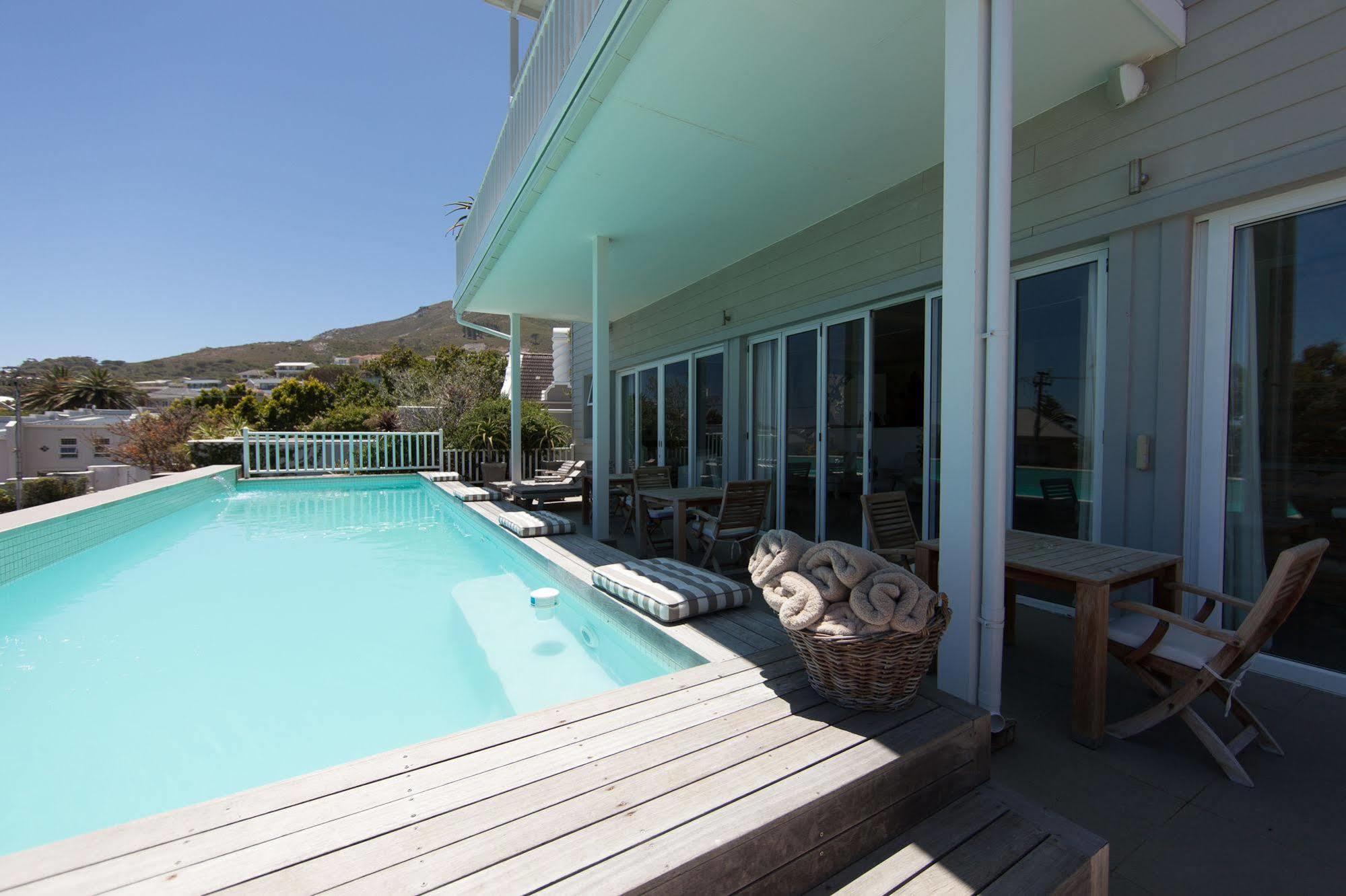 קייפטאון Sea Five Boutique Hotel מראה חיצוני תמונה